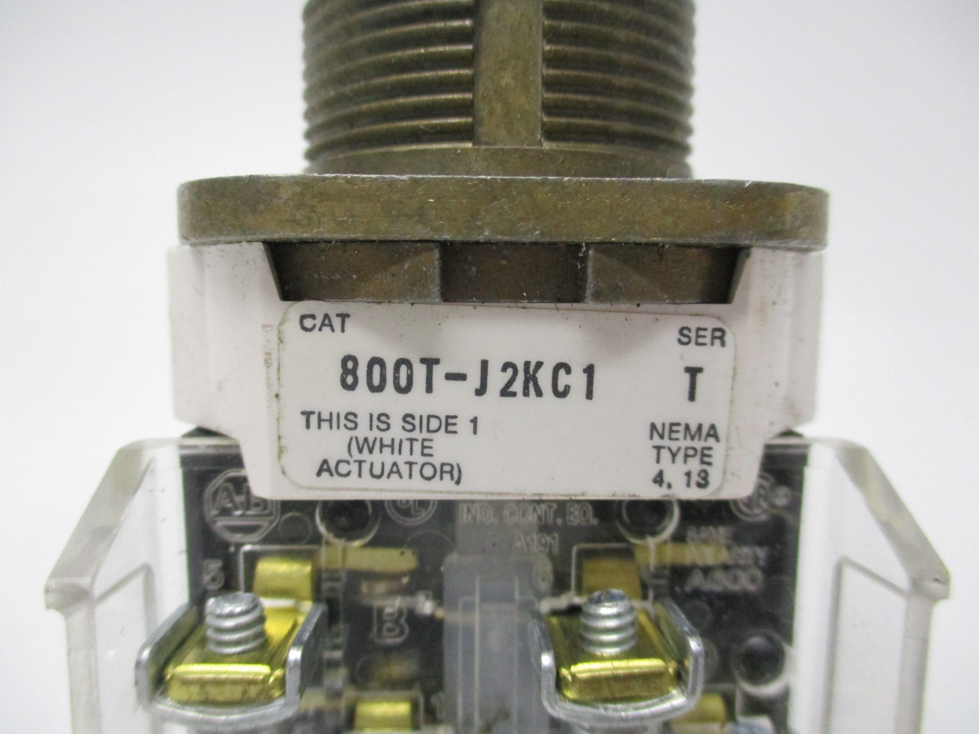ALLEN BRADLEY 800T-J2KC1 SER. T (AS PICTURED2) NSNP