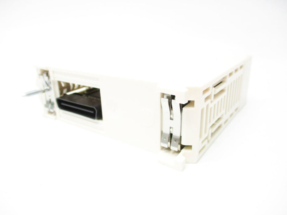 SCHNEIDER ELECTRIC BMXDAI1602 24VAC/DC NSMP
