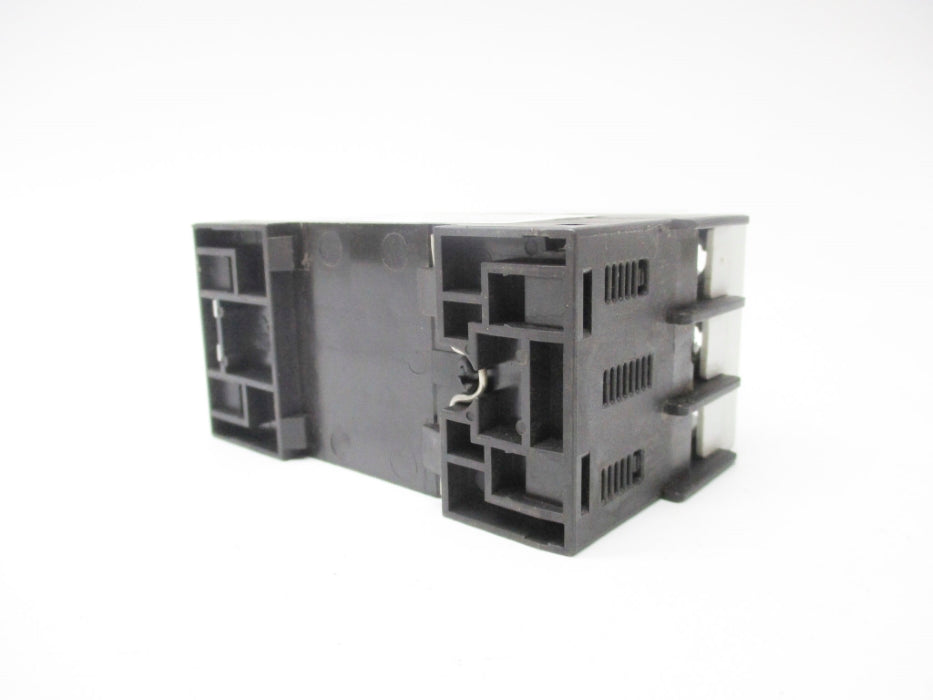 SIEMENS 3RV1021-1EA10 52A 690V UNMP