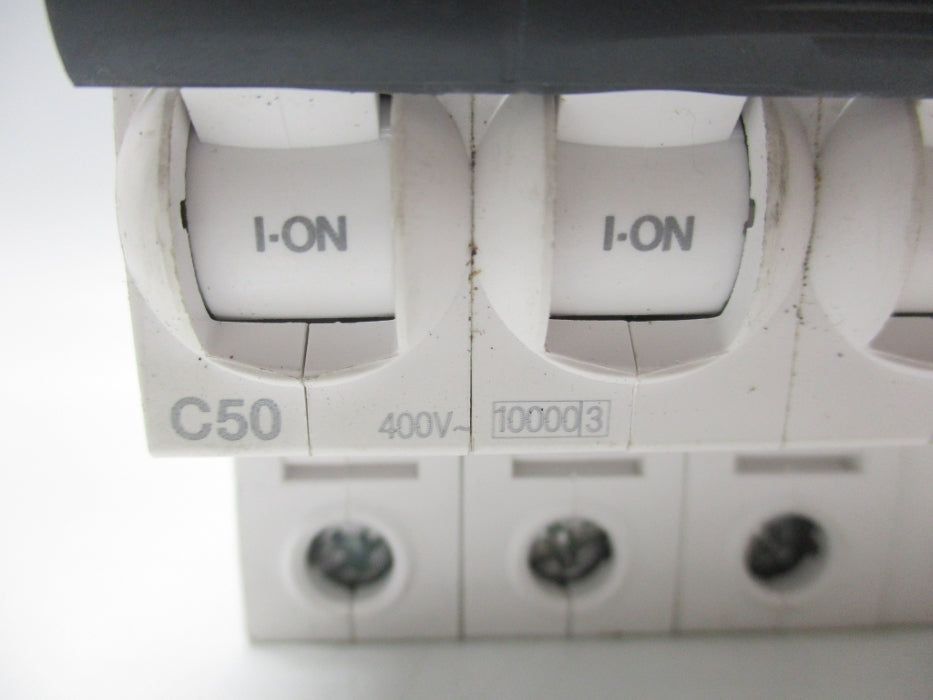 SCHNEIDER ELECTRIC C50 400V (AS PICTURED) UNMP