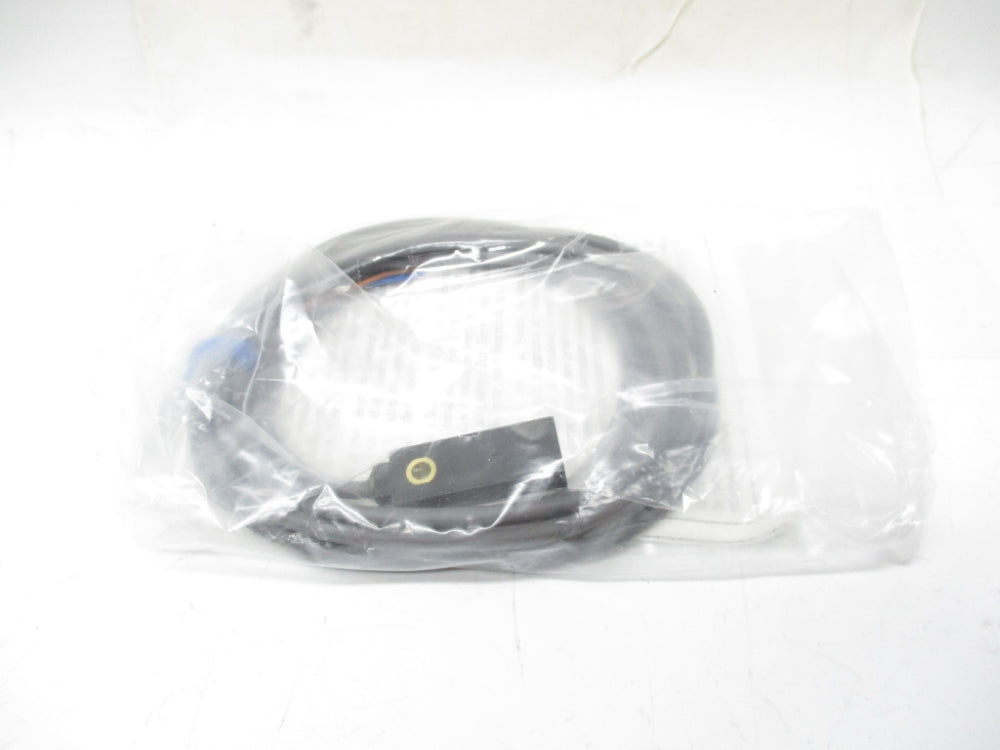 OMRON TL-W3MC15 NSMP