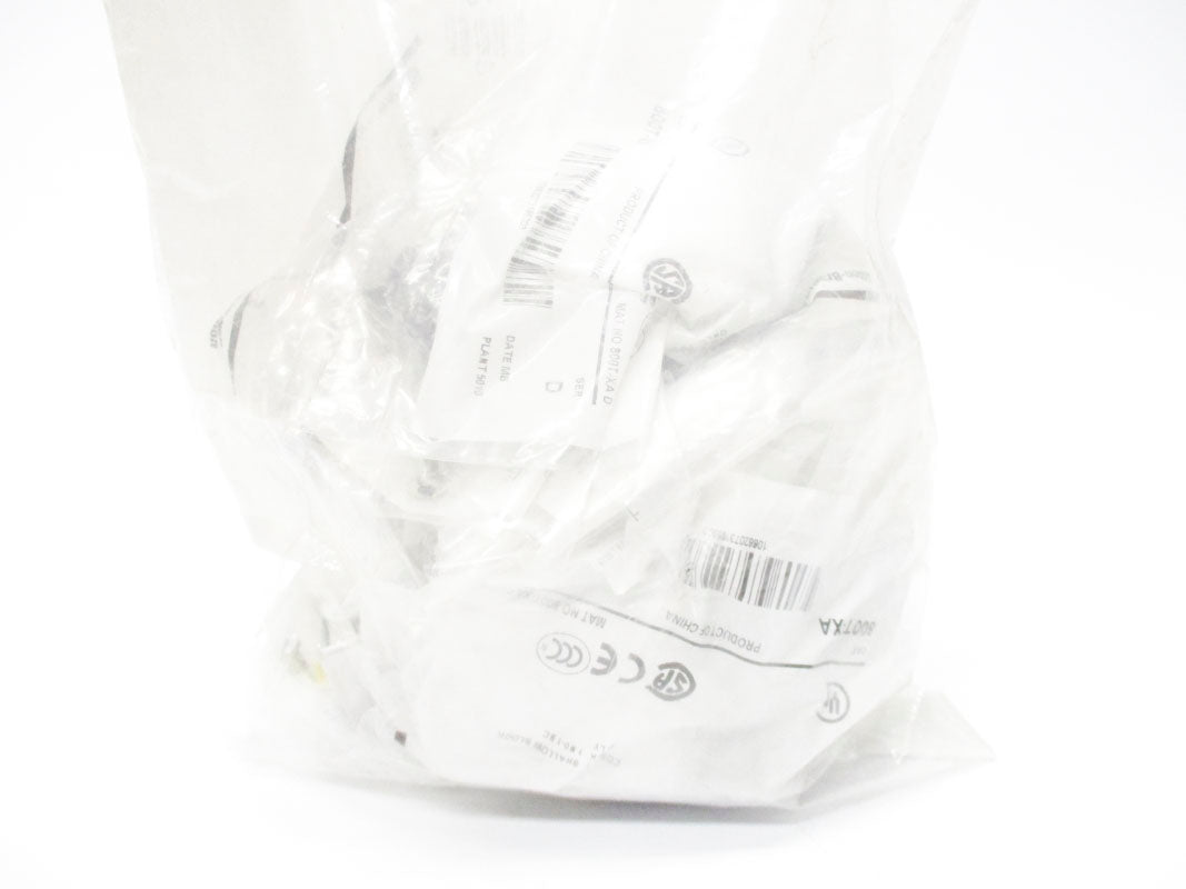 ALLEN BRADLEY 800T-XA SER. D (PKG OF 10) NSMP
