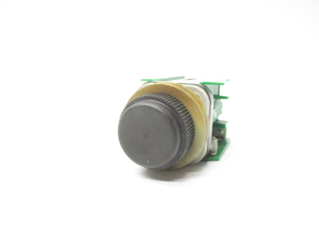 ALLEN BRADLEY 800H-R2A2P SER. C NSMP