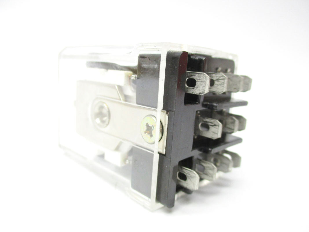 GENERAL ELECTRIC CR420JPA033J 120VAC 13A UNMP
