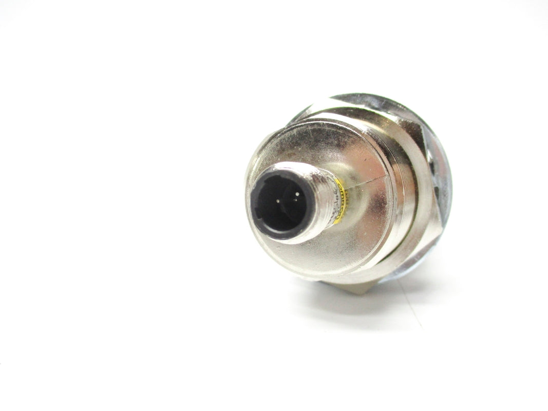 OMRON E2E2-X18MY1-M4 24-240VAC NSNP