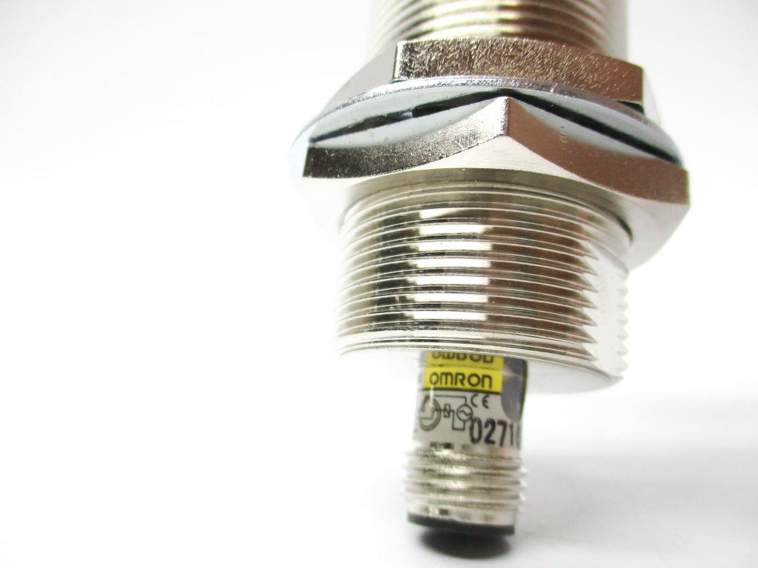 OMRON E2E2-X18MY1-M4 24-240VAC NSNP