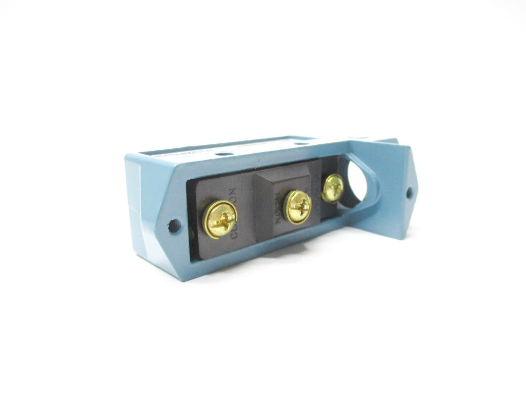 MICRO SWITCH BZE6-2RQ9 600VAC 2A NSNP