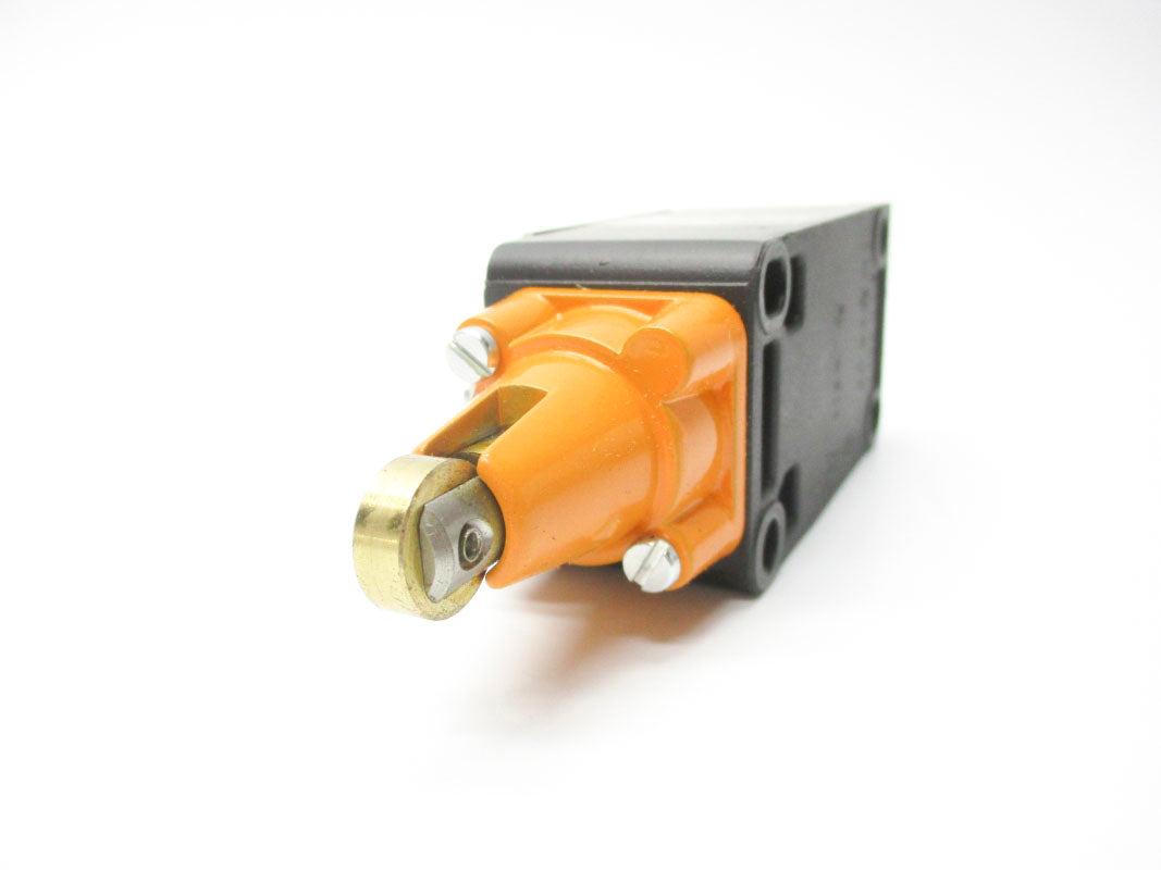 SIEMENS 3SE2120-1D 500V 6A NSMP