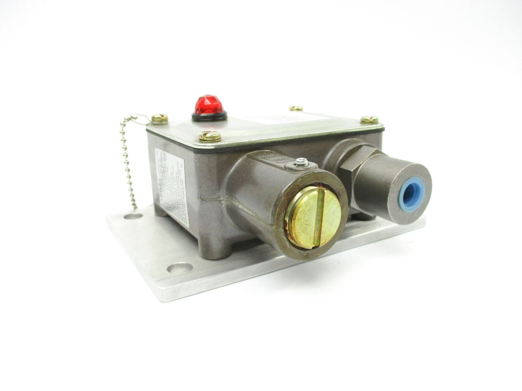 SENSOR 9048-4-Q1 125VAC 10A 10000PSI NSNP