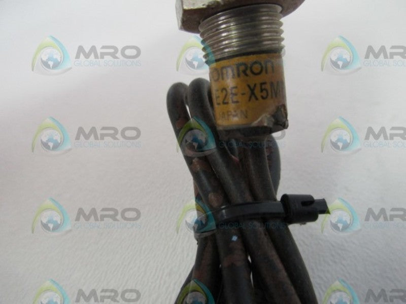 OMRON E2E-X5ME PROXIMITY SWITCH UNMP