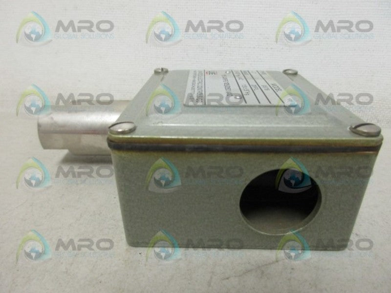 UNITED ELECTRIC 9676 PRESSURE SWITCH NSNP