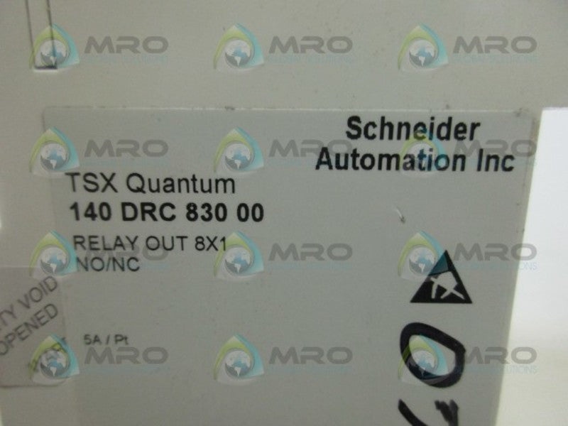 SCHNEIDER 140DRC83000 OUTPUT MODULE UNMP