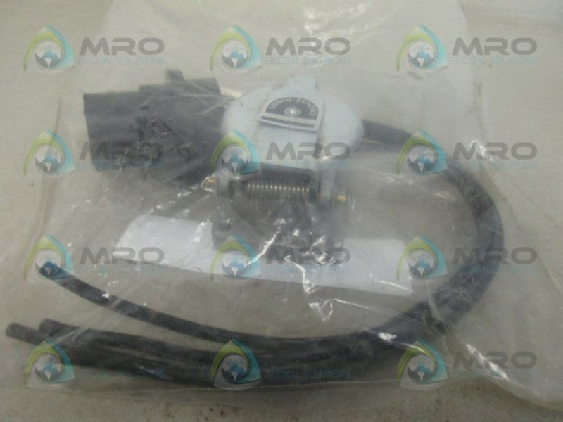 COOPER X81217 RECEPTACLE NSMP