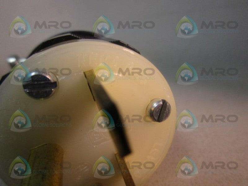 LEVITON NEMA 6-15 CONNECTOR UNMP