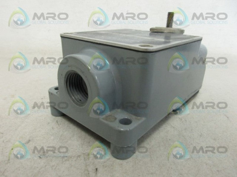 INDUSTRIAL SPARE PART 801-ASN25 SER A LIMIT SWITCH (AS PICTURED) UNMP