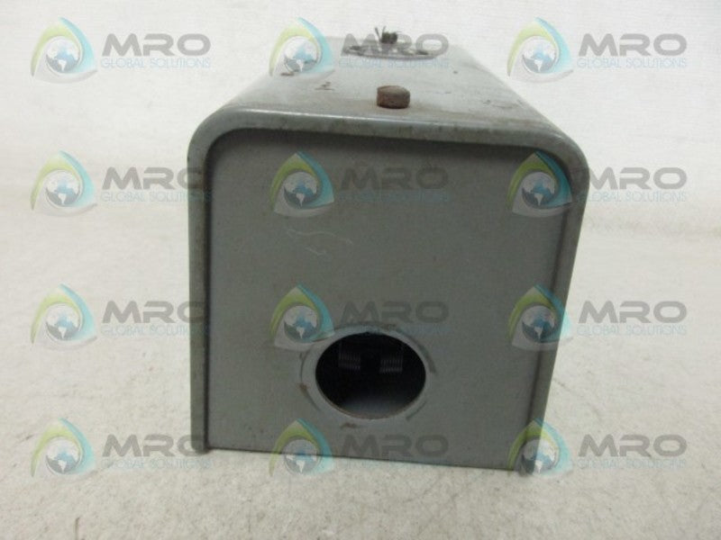 ALLEN BRADLEY 700C20 SER B RELAY UNMP