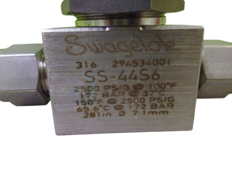 SWAGELOKE SS-44S6 BALL VALVE UNMP