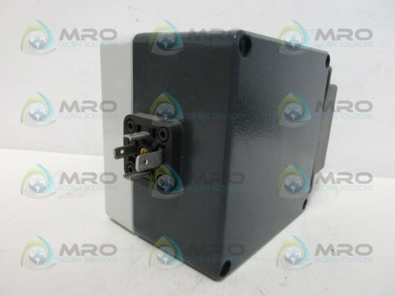 BARKSDALE 0003-033 SOLID STATE PRESSURE SWITCH NSNP