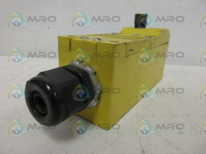 BANNER ENGINEERING AR1GHF SCANNER BLOCK UNMP