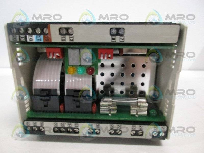 BANNER ENGINEERING 13541 VISION LIGHT (AS PICTURED) UNMP