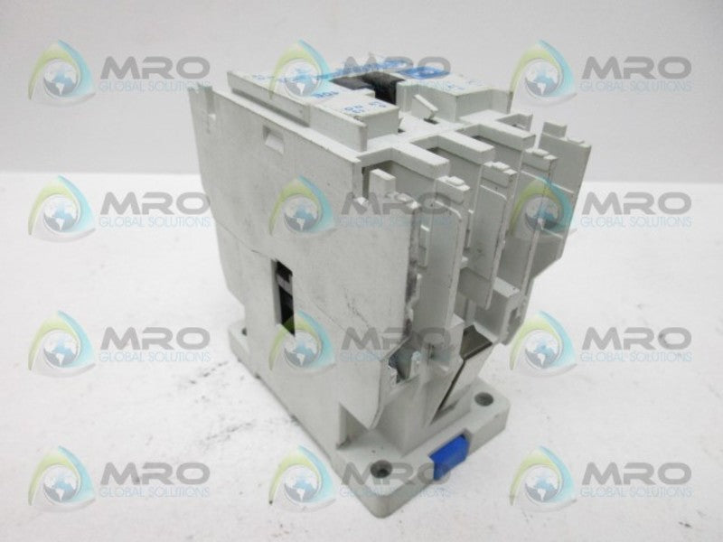 CUTLER HAMMER CE15ANS3 CIRCUIT BREAKER UNMP