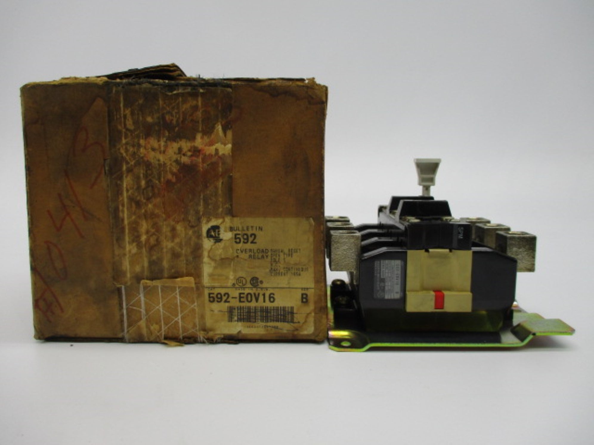 ALLEN BRADLEY 592-EOV16 SER. B 120-600V (BR/WH) NSMP