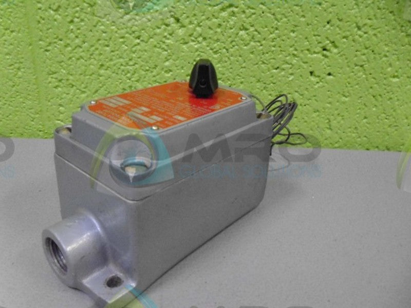 JOHNSON CONTROLS A19AUC TEMP CONTROL UNMP