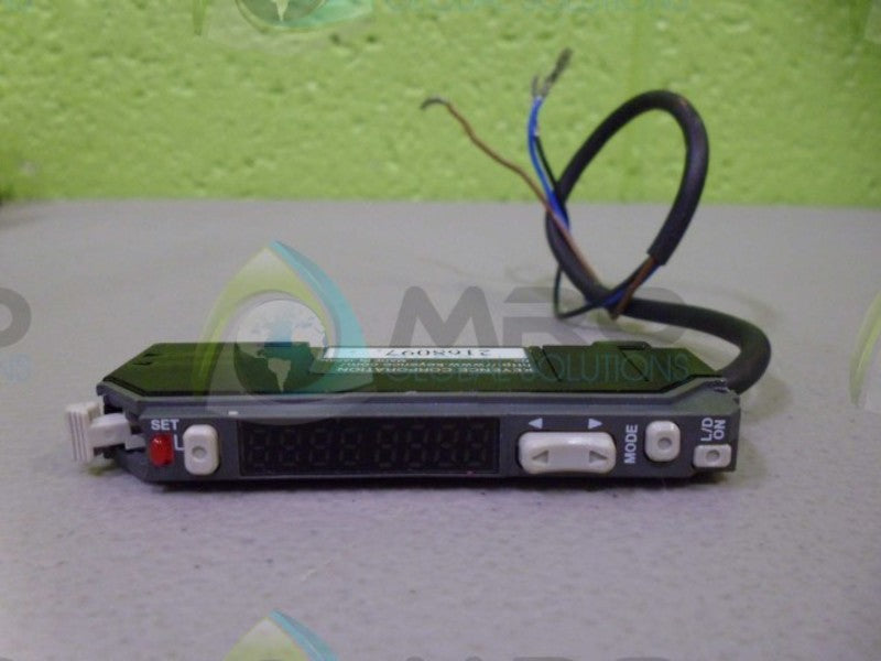 KEYENCE FS-V21G FIBER OPTIC CONTROLLER UNMP