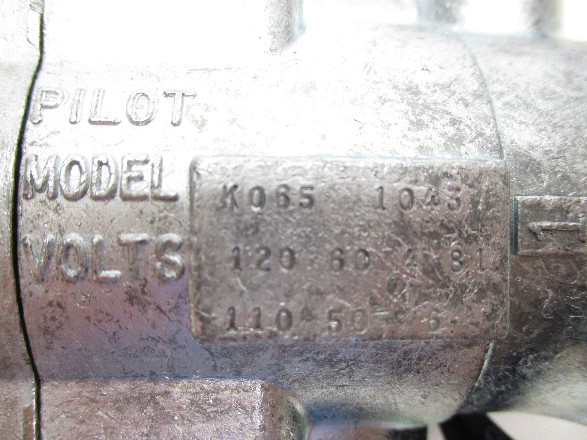 SCHRADER BELLOWS K0651043 120V NSNP