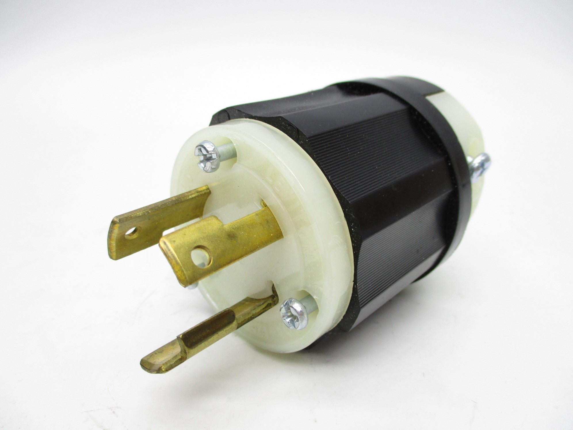 LEVITON 2611 125V 30A NSMP