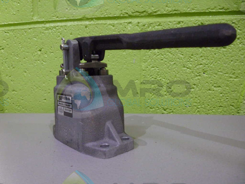 ROSS 3126A3007 VALVE *NEW NO BOX*