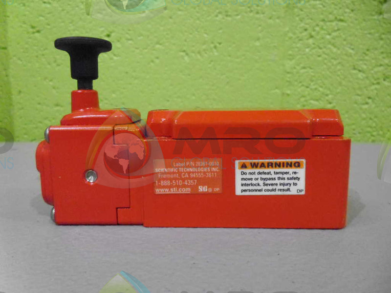 STI 44533-1020 INTERLOCK SWITCH *NEW NO BOX*