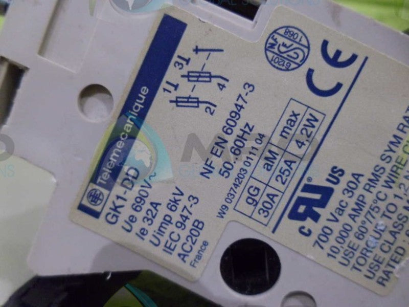 TELEMANIQUE GK1-DD FUSE HOLDER *USED*