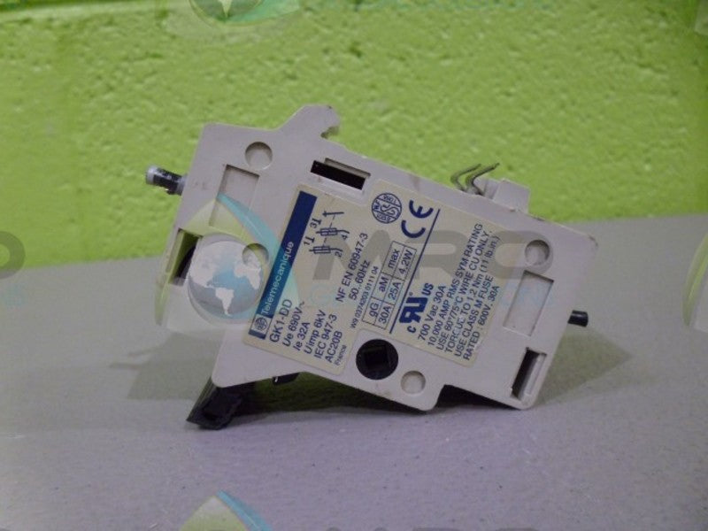 TELEMANIQUE GK1-DD FUSE HOLDER *USED*