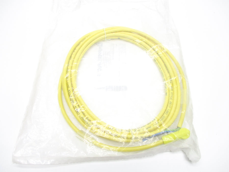 PEPPERL+FUCHS V11B-W-YE4M-PVC NSMP