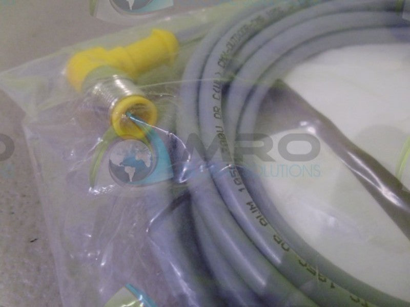 TURCK PKGC4M-3-WS4.4T/S824 CABLE CORDSET *NEW IN ORIGINAL PACKAGE*