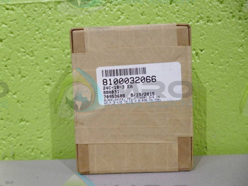 880031 BLADE *FACTORY SEALED*