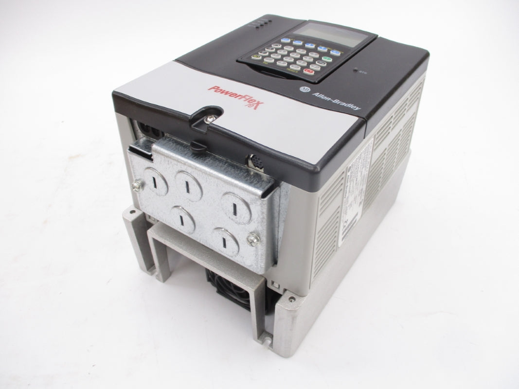 ALLEN BRADLEY 20AD8P0A3AYNNNC0 SER. A F/W 5.001 432-528VAC 9.8A NSMP