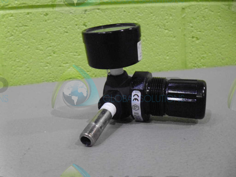 NORGREN R07-102-RNEA REGULATOR W/ MECO 100 0-15PSI GAUGE *USED*
