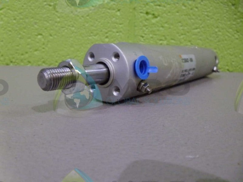 SMC NCDGDA32-0500 CYLINDER *NEW NO BOX*