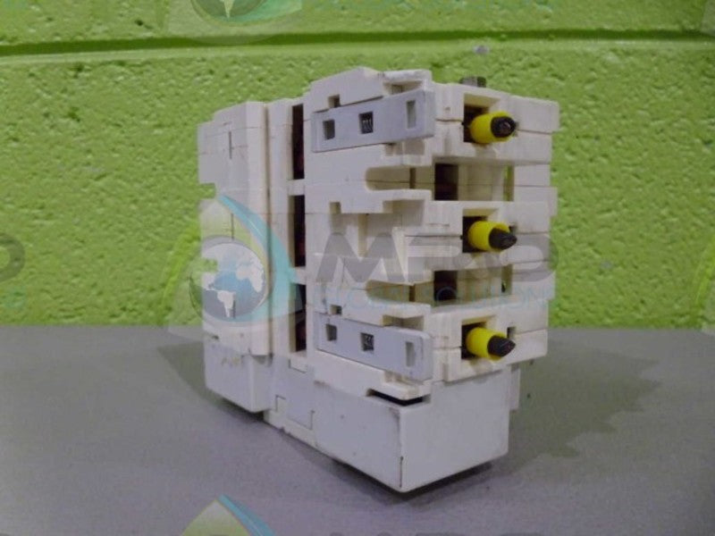 SOCOMEC AC23A CIRCUIT BREAKER *USED*