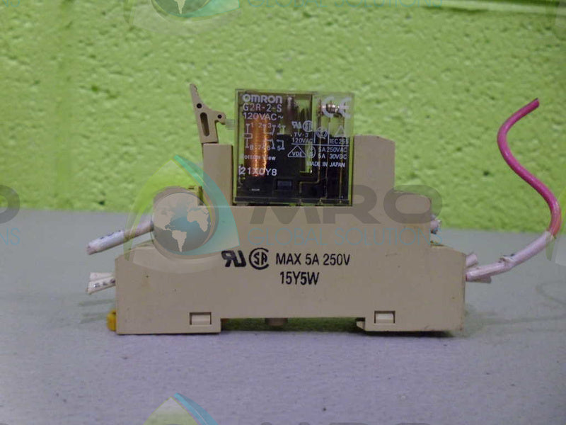 LOT OF 4 OMRON G2R-2-5 RELAY *USED*