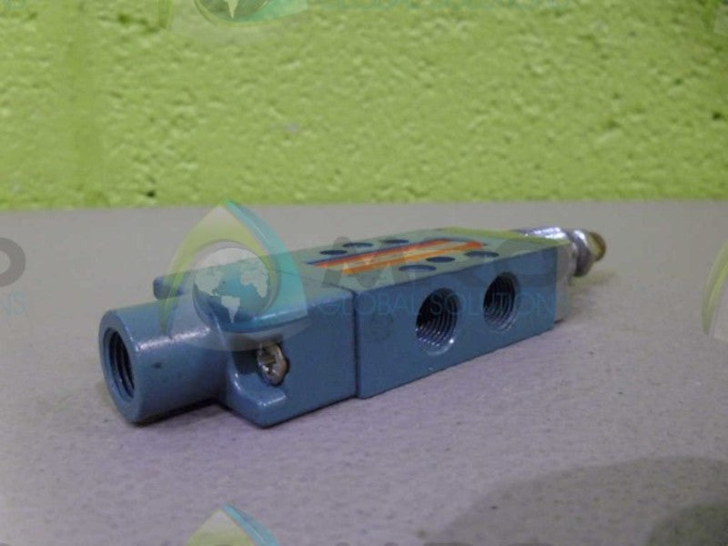 SCHRADDER BELLOWS 41445-1000 VALVE *USED*