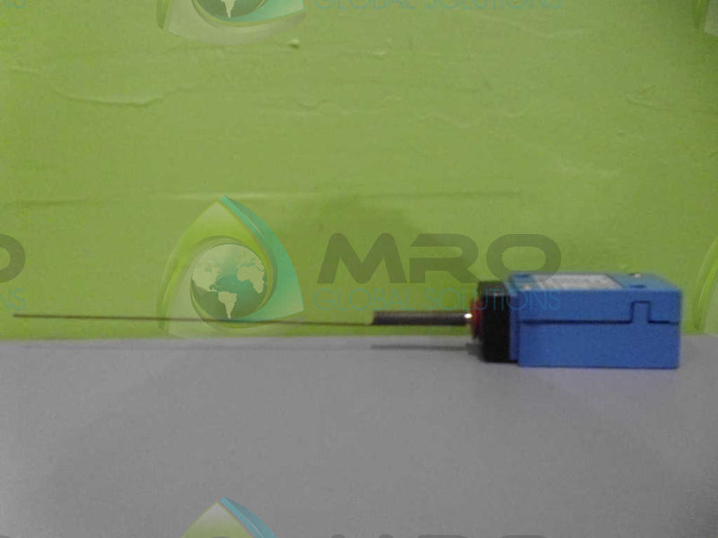 HONEYWELL LSYJB0B-7M MICROSWITCH *NEW IN BOX*