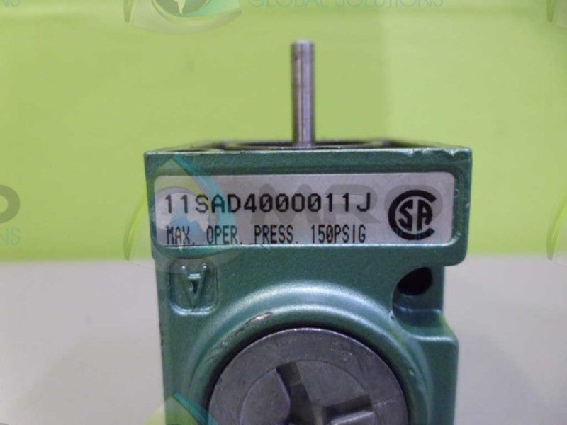 NUMATICS 11SAD4000011J VALVE AS IS *NEW NO BOX*