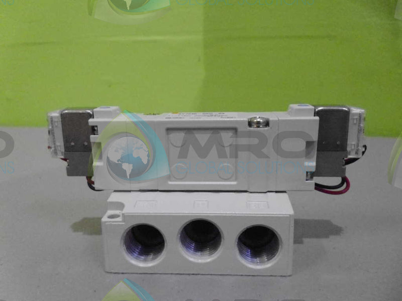 SMC SY7240-5GU-03 VALVE *NEW NO BOX*