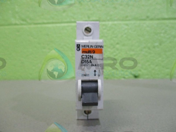 MERLIN GERIN 20855 CIRCUIT BREAKER 15A UNMP