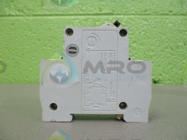 MERLIN GERIN 20855 CIRCUIT BREAKER 15A UNMP