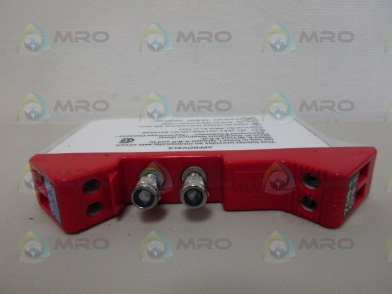 MEASUREMENT TECHNOLOGY MTL708+ PROTECTED SAFETY BARRIER NSNP