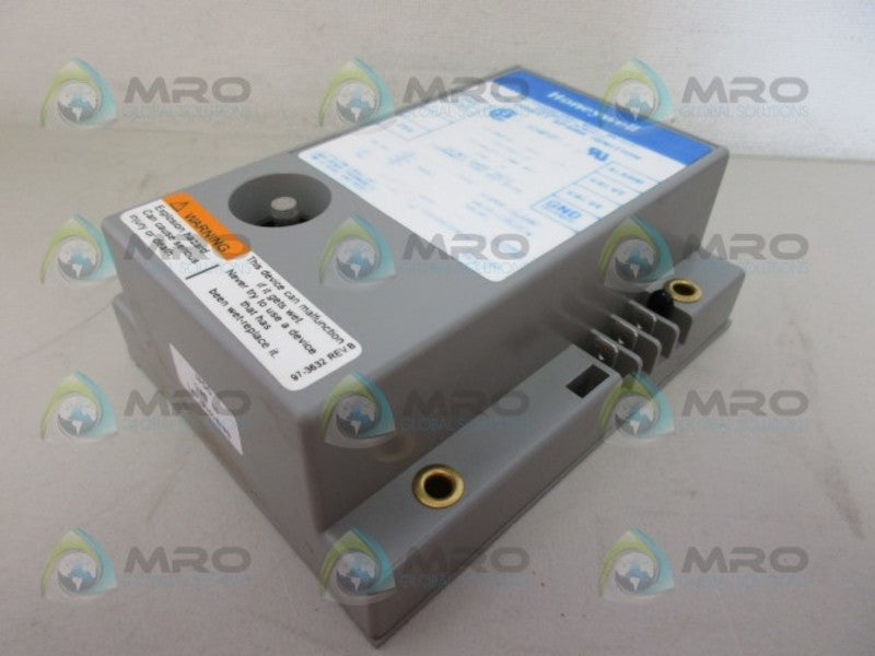 HONEYWELL S87B1016 DIRECT SPARK IGNITION *NEW IN BOX*
